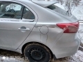 Фотография повреждений автомобиля